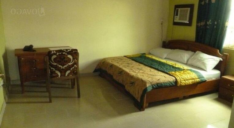 Habitat Suites and Hotel - Photo3