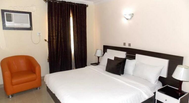 Kim Royal Hotel And Suites - Photo5