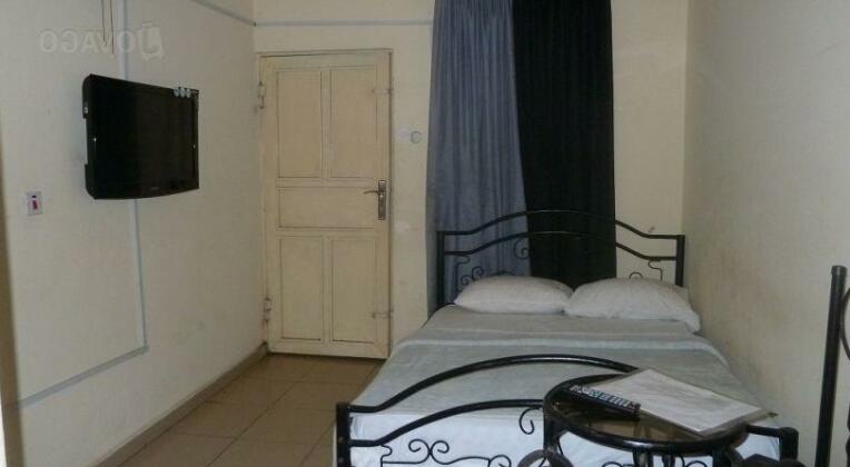 Luxury Suite And Resort - Photo2