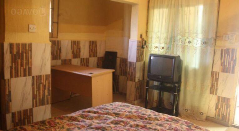 Royal Motel Edo State - Photo4