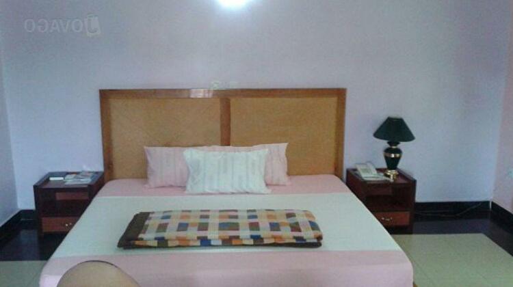 Stef Suites - Photo3