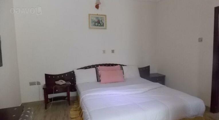 Swiss Park Hotel and Suites - Photo4