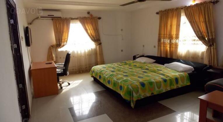 Twin Towers Hotel - Photo3