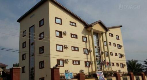 Twin Towers Hotel