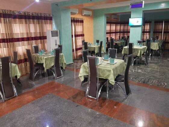 Ozom Villa Hotel Enugu - Photo4