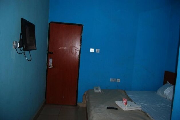 Zampo Hotel Enugu - Photo3
