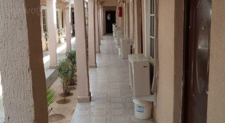 Amada Guest Inn - Photo4