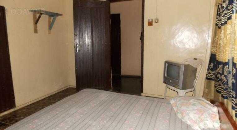 3 Star Hotel - Photo4