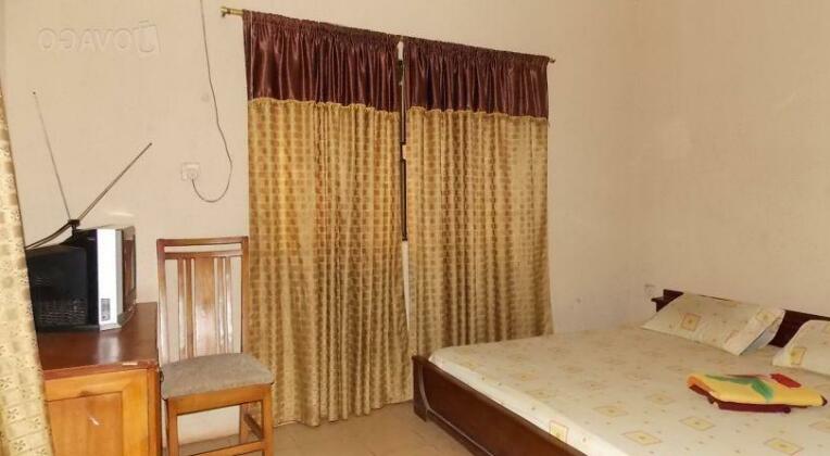 Akinmole Guest House - Photo2