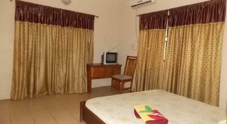 Akinmole Guest House - Photo4