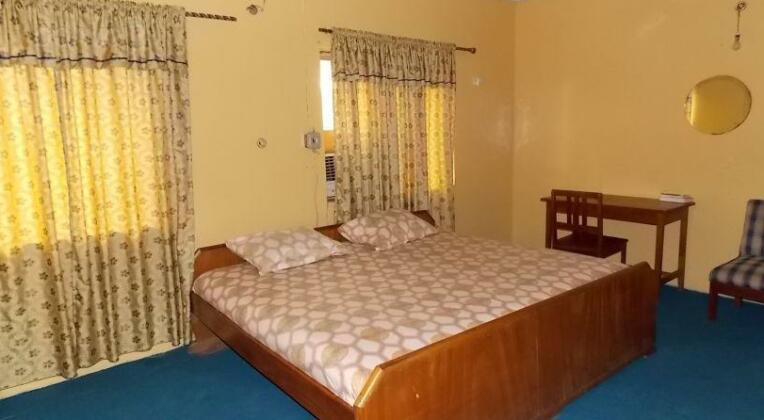 Fam Hotel Limited - Photo3