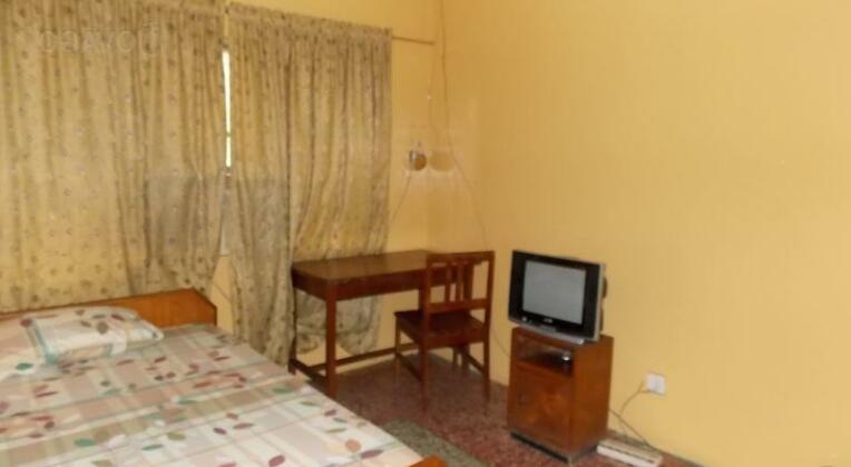 Fam Hotel Limited - Photo4