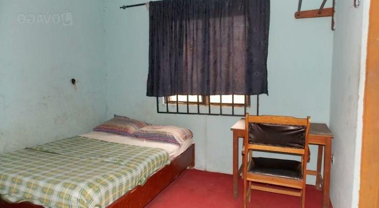 S A Guest House - Photo3