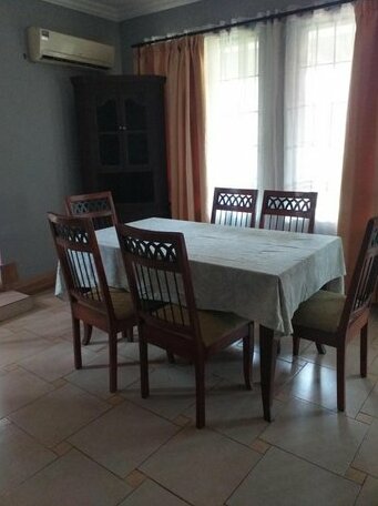 Three Palms Ibadan - Photo2