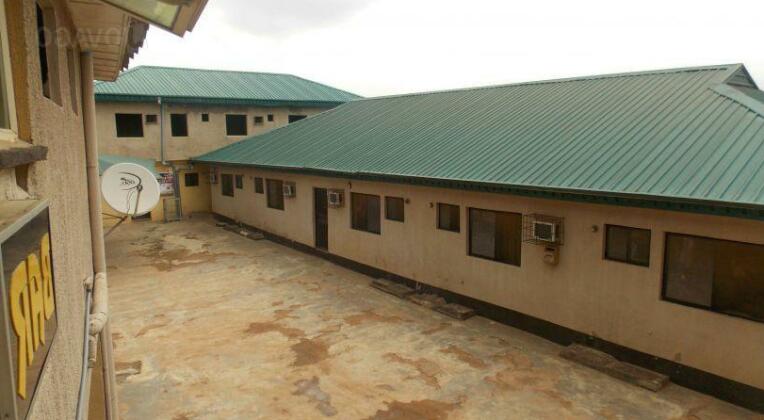 Peace And Success Hotel - Photo3