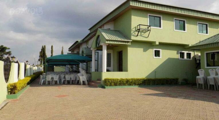 Amir Suites - Photo2
