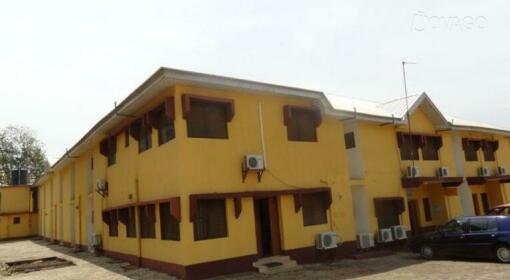Peter Akinola House and Suites