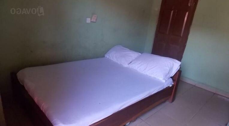 Fatima Guest Inn - Photo2