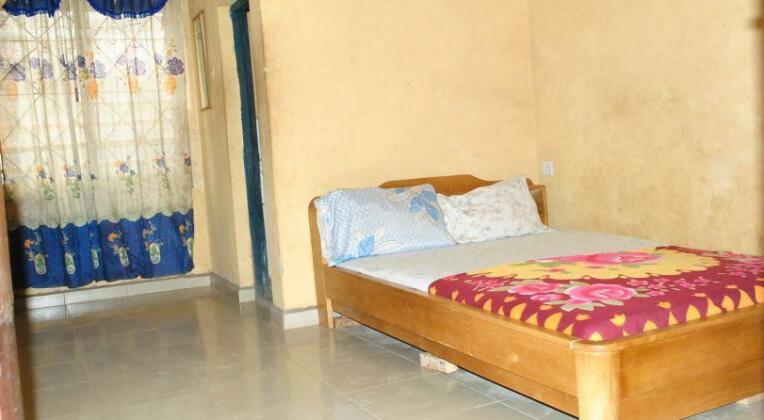 Etiti Millenium Guesthouse - Photo5