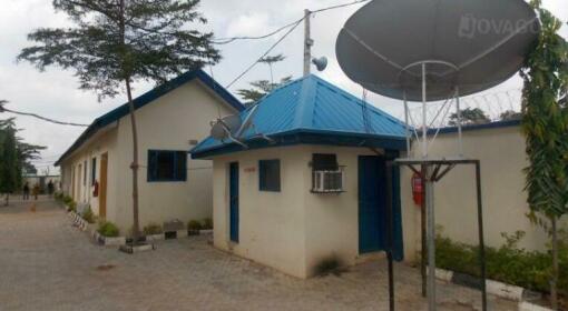 Halifat Sunnah Hotel and Suites