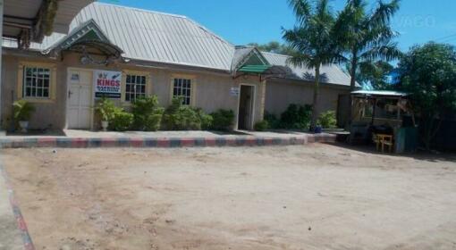 King Gearge Hotel & King's Club