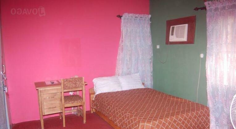 Buckingham Inn - Photo5
