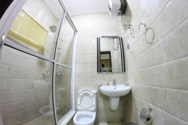 Celia's Suites - Photo4