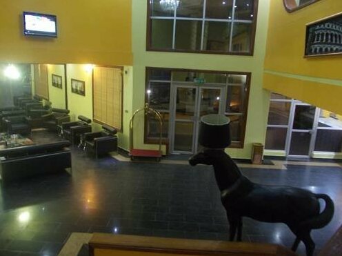 Conference Hotel & Suites Ijebu - Photo4
