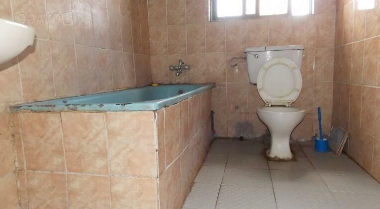 Flavours Guest House - Photo5