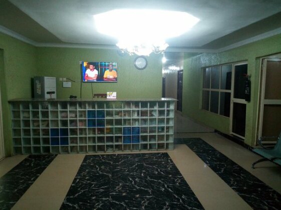 Wise Hotel - Photo2