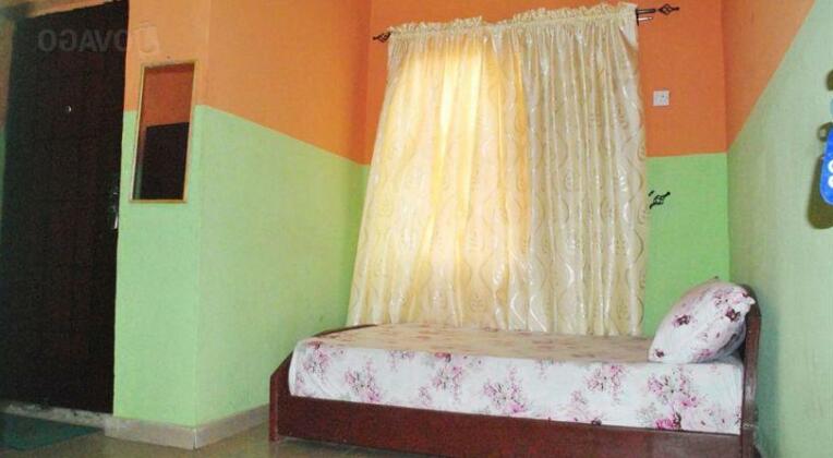 Chispi Hotel - Photo4