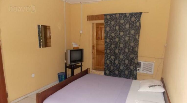 Cosmic Guest House - Photo4