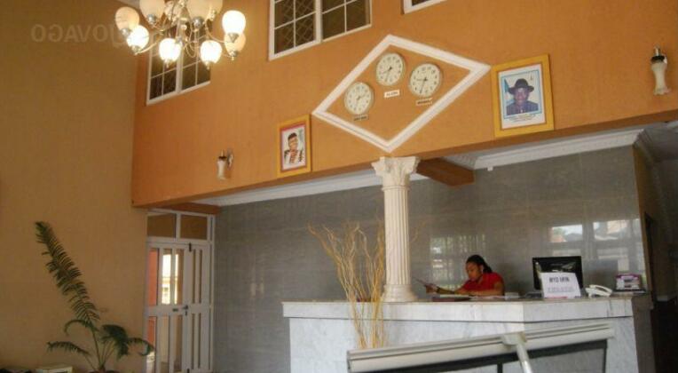 Emperor Hotel and Suites - Photo2