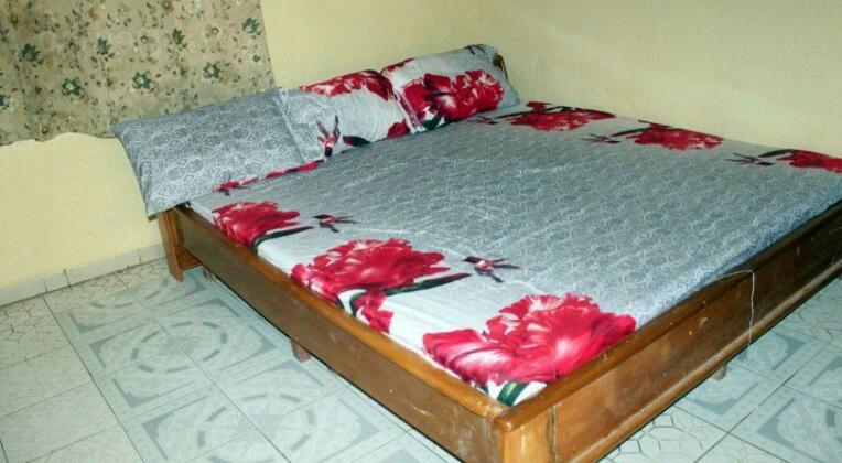 Famous Guest House - Photo4