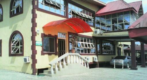 Infinity Hotels And Suites