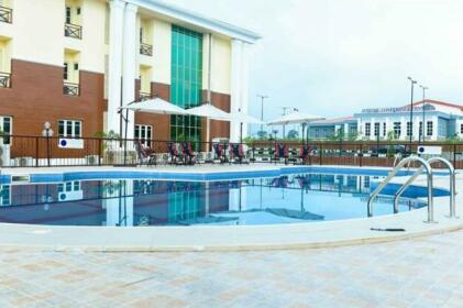 Mydas Hotel