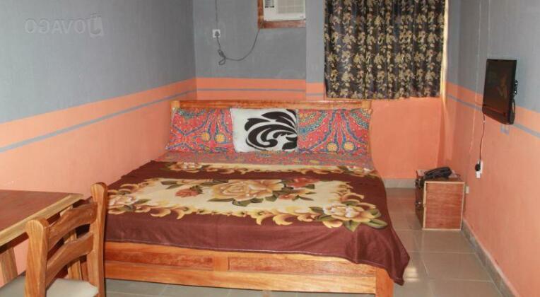 Naoki Suites and Hotel - Photo4