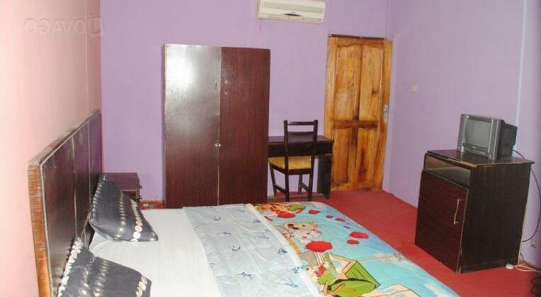 Prodigies Lounge & Guest House - Photo5