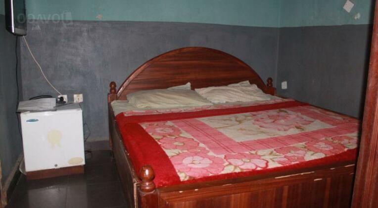 Cypo Suites - Photo2