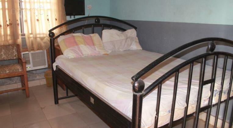 Cypo Suites - Photo3