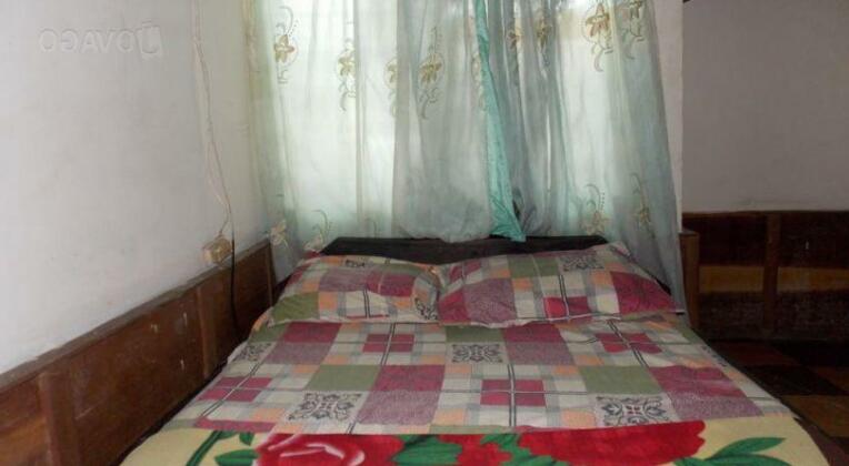 Deluxe Hotels - Photo3