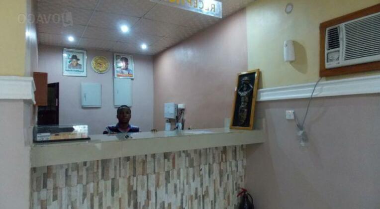 Maracana Hotel and Suites - Photo3