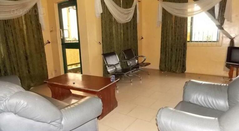 Adesh Hotel - Photo2