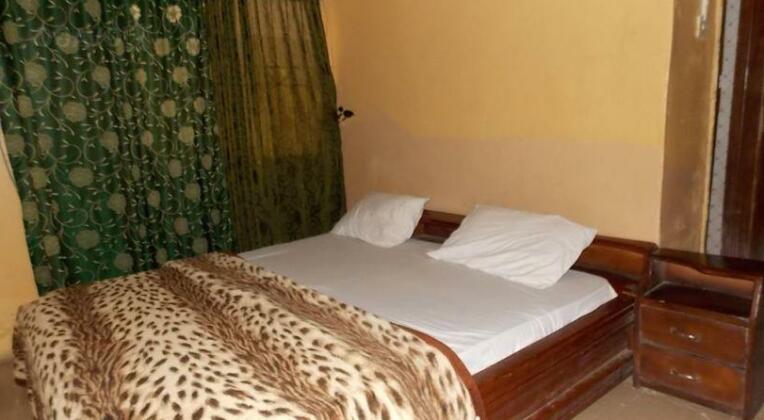 Adesh Hotel - Photo3