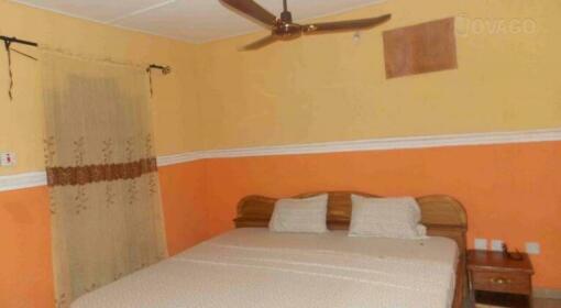 B Option Suite & Garden
