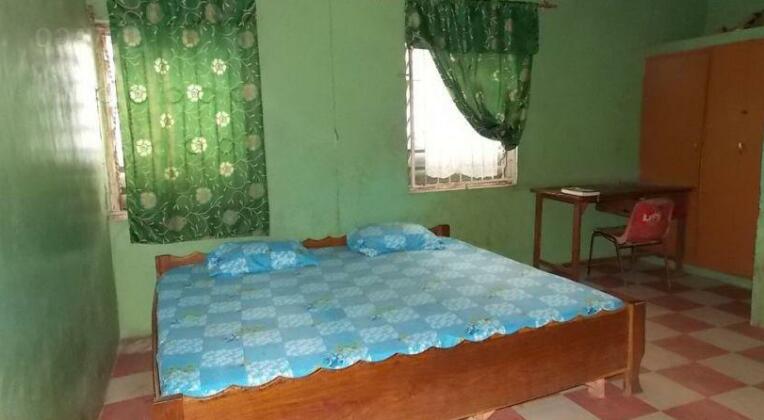 Femkins Guesthouse - Photo4