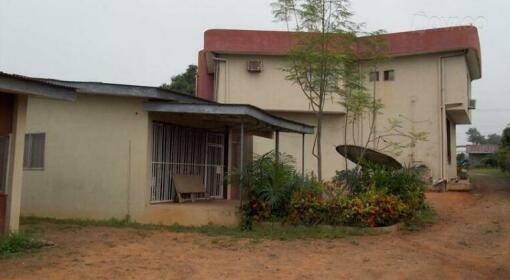 Maro Guest House