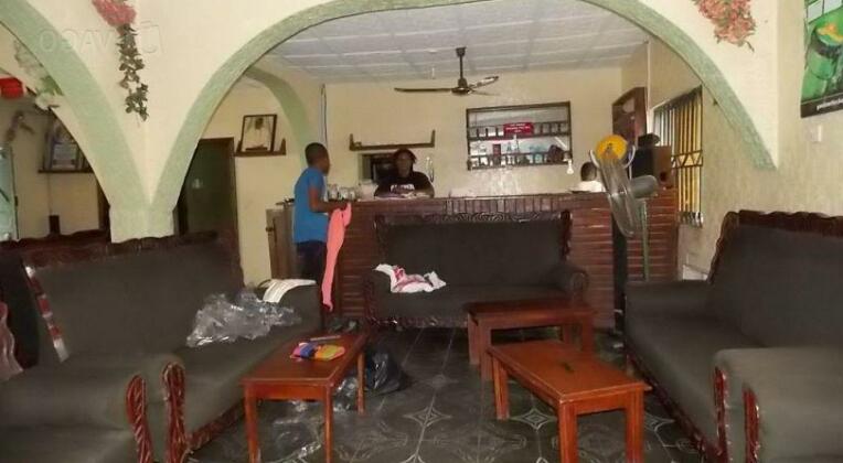 Motel De Royal - Photo4