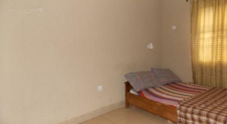 The Corner Stone Hotel - Photo3