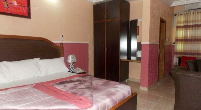 Chrisolik Hotel Limited - Photo3
